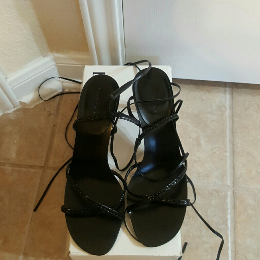 Banana republic Womens Sandles. Made in Italy